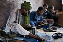 Tuareg artisans at work. CISP is sustaining local craftsmanship. Agadez, Niger 2018