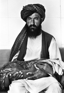 Paediatric Hospital, father with his dead son in his arms, 2010