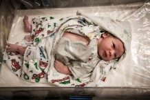EMERGENCY's Maternity Centre, neonatal wing, observation room, 2019. Nazia’s son, born from natural delivery.