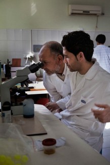 The Tuberculosis control program in Afghanistan has been successfully integrated in the Basic Package of Health Services provided in the primary health care agenda. Tuberculosis care services are delivered free of charge to all Afghans and supported by donors and international organizations. Looking towards the future, these young doctors will have to face a multi-drug resistant Tuberculosis.<br>Paediatric Hospital, the laboratory. Herat, 2012