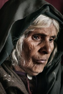 IDPs, beneficiaries of GVC's project of rural development and animal husbandry in Pashtun Zargun Disctrict financed by UNHCR. Province of Herat, Afghanistan, 2012