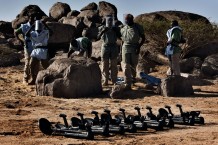 Break at 9 am. Demining fields at Rassai, Kassala State. Sudan 2016