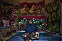 Atchangulu, 36 years old, in the earth house provided by a CISP project, where she lives with her husband and 4 children. Chétimari, Diffa Region, Niger 2018