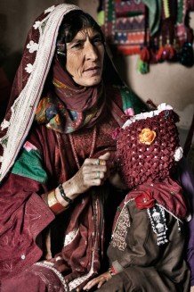 IDPs, beneficiaries of GVC's project of rural development and animal husbandry in Pashtun Zargun Disctrict financed by UNHCR. Province of Herat, Afghanistan, 2012