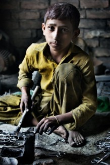 Child labour, surgical instruments production. Jharian Wala, Sialkot District, Punjab. Pakistan, 2013