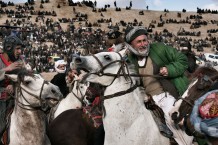 Buzkashi. Balkh, Afghanistan, 1391 (2013)