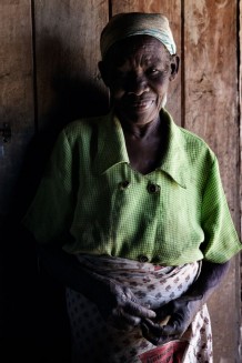 Falice Kaumba, who doesn't know her age, widow. She is a beneficiary of a project of resilience of Italian NGO CISP (International Committee for the Development of Peoples) funded by the WFP (World Food Programme). Karonga District, Malawi, 2018.