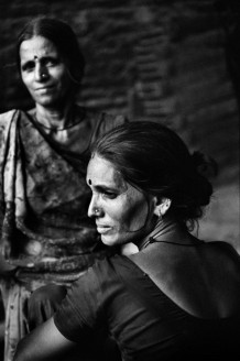 Hanshaben, iron worker. Rakhail, Ahmedabad, 2007