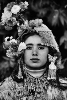 Tibetan girl, Ladakh festival. Leh, India, 2004.